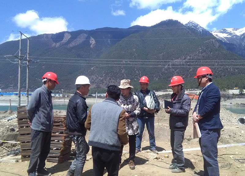 米林县地处西藏自治区东南部