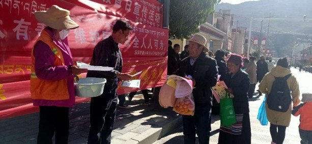 发放宣传资料200余份