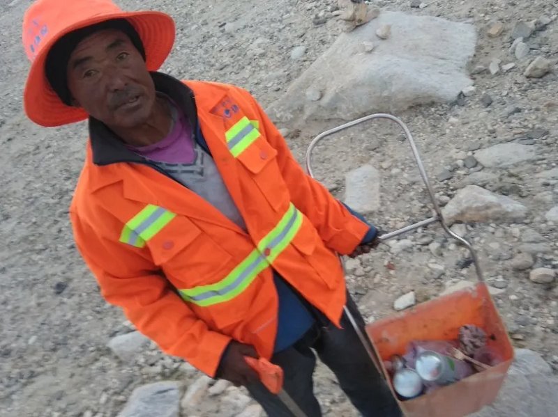 然而除了“世界第一高峰”的名号