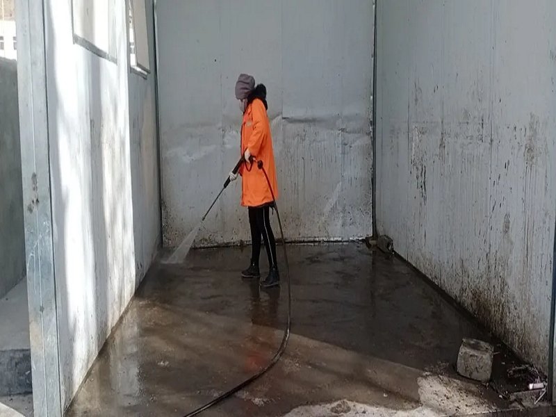 面对疫情他们丝毫没有退却始终默默无闻