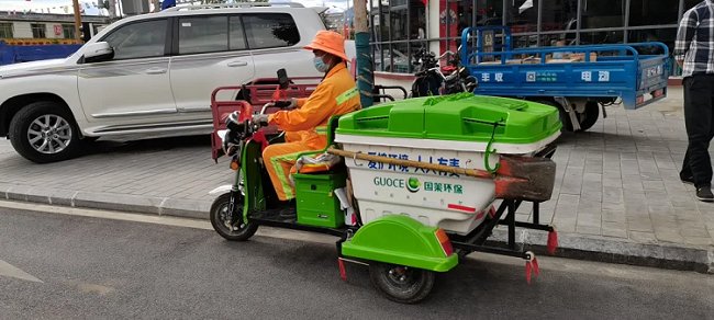 其中13台机械化冲水